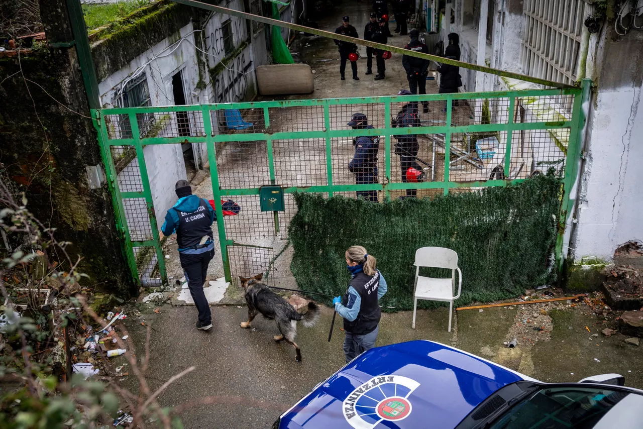 desalojo Herrera antigua Zardoya Otis Ertzaintza