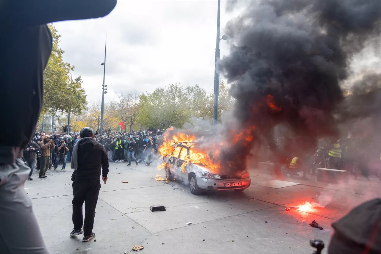 Protestak Frantzian. Artxiboko irudia.