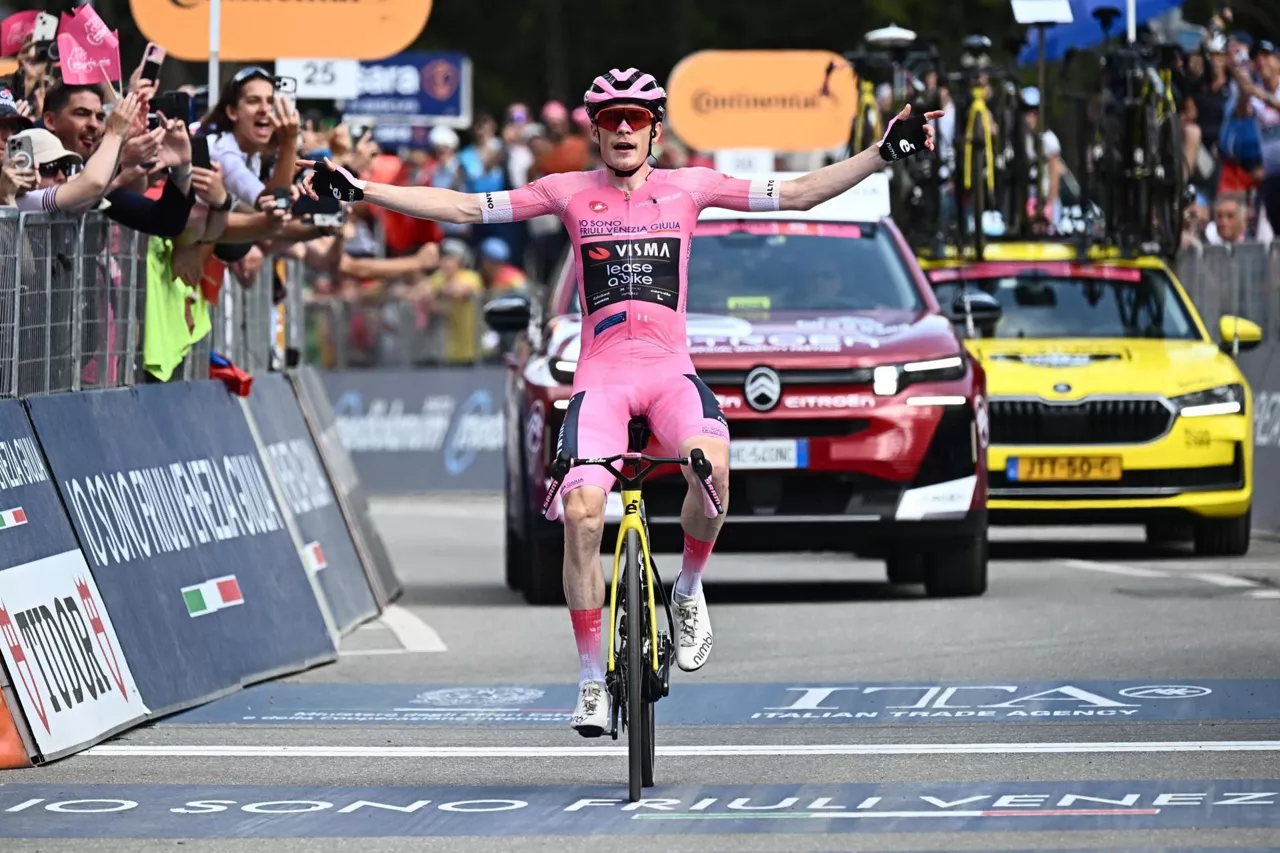 Vingegaard-Cari-16-etapa-Giro-Italia