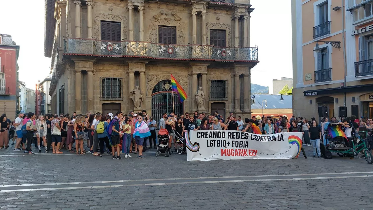 egham nafarroa elkarretaratzea