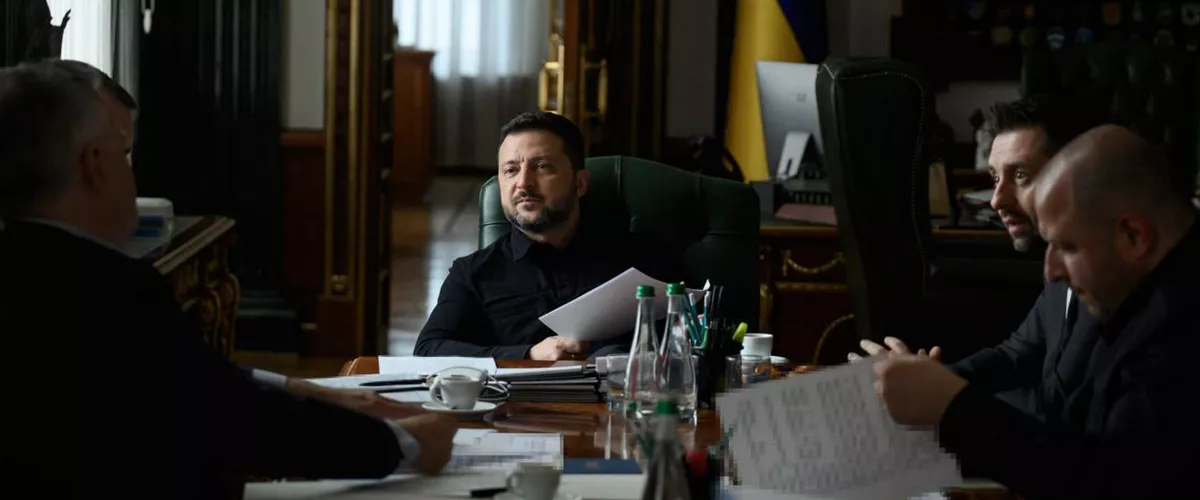 Los emisarios de la Casa Blanca, Steve Witkoff y Jared Kushner, con Zelenski en Kiev