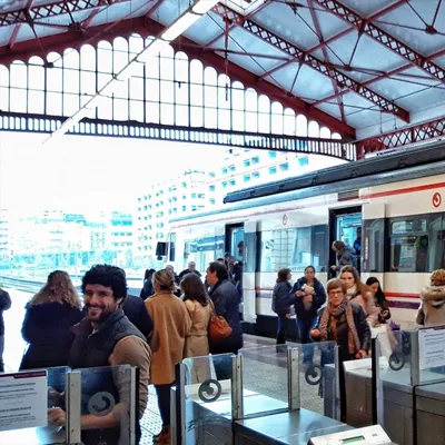 (Foto de ARCHIVO)

Estación de Renfe en San Sebastián



REMITIDA / HANDOUT por RENFE

Fotografía remitida a medios de comunicación exclusivamente para ilustrar la noticia a la que hace referencia la imagen, y citando la procedencia de la imagen en la firma

09/1/2020