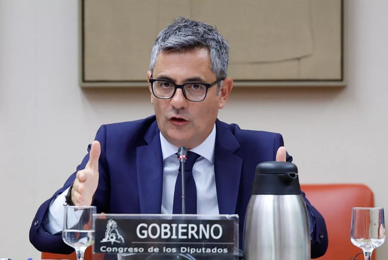 Félix Bolaños ministro de la Presidencia, Justicia y Relaciones con las Cortes, en la Comisión Mixta de Seguridad Nacional celebrada en el Congreso de los Diputados