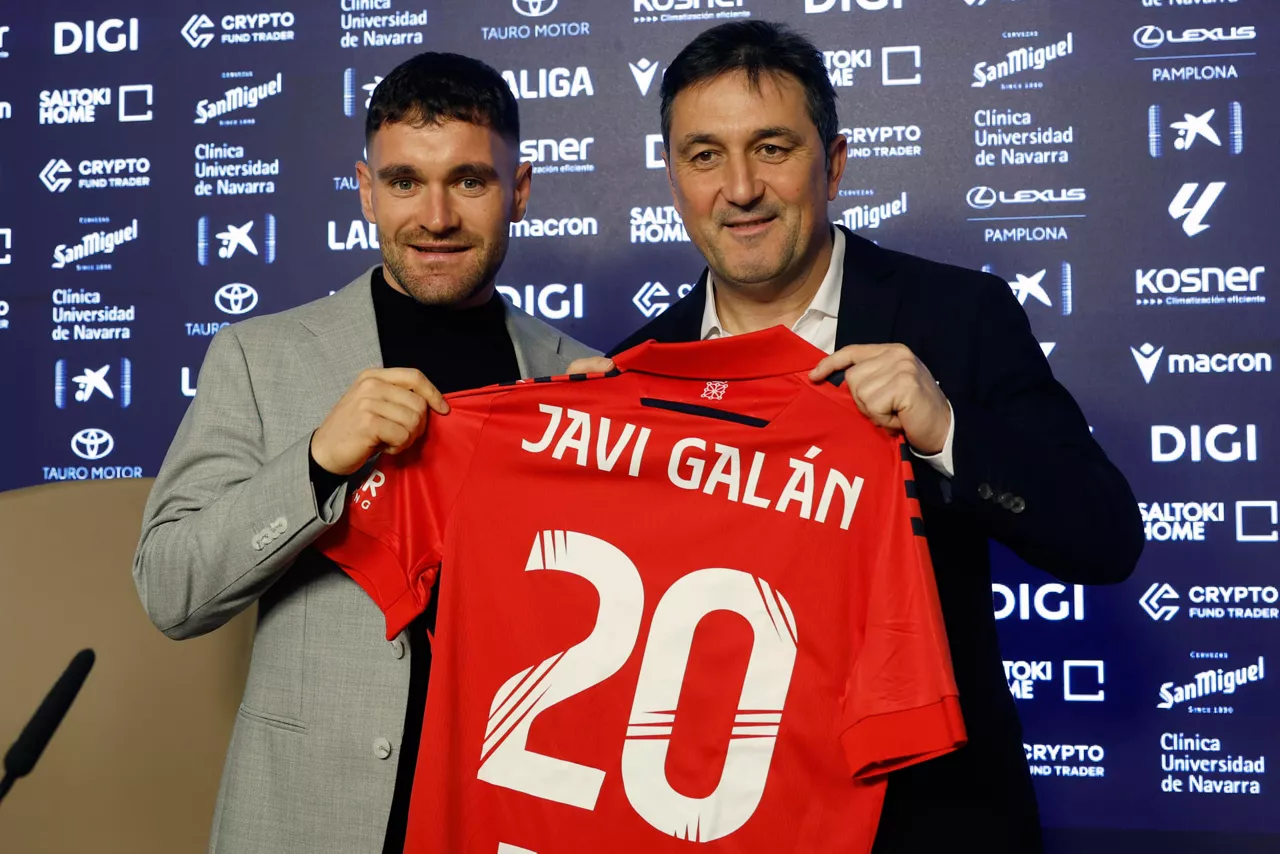 Presentacion de Javi Galan Osasuna Braulio Vazquez