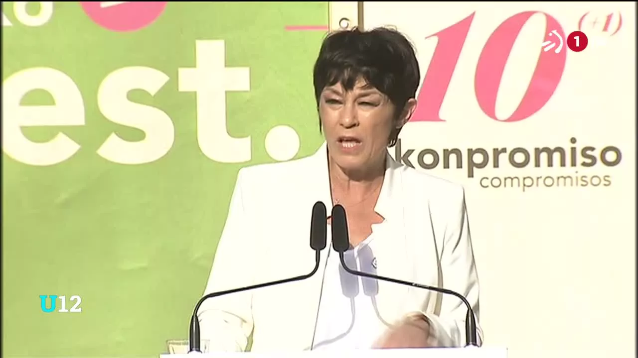 Maddalen Iriartek hautesontziak boto subiranistez betetzeko deia egin du Arrasateko mitinean. Urkulluri leporatu dio erabakitzeko eskubidea gauzatzeko oztopo dela.