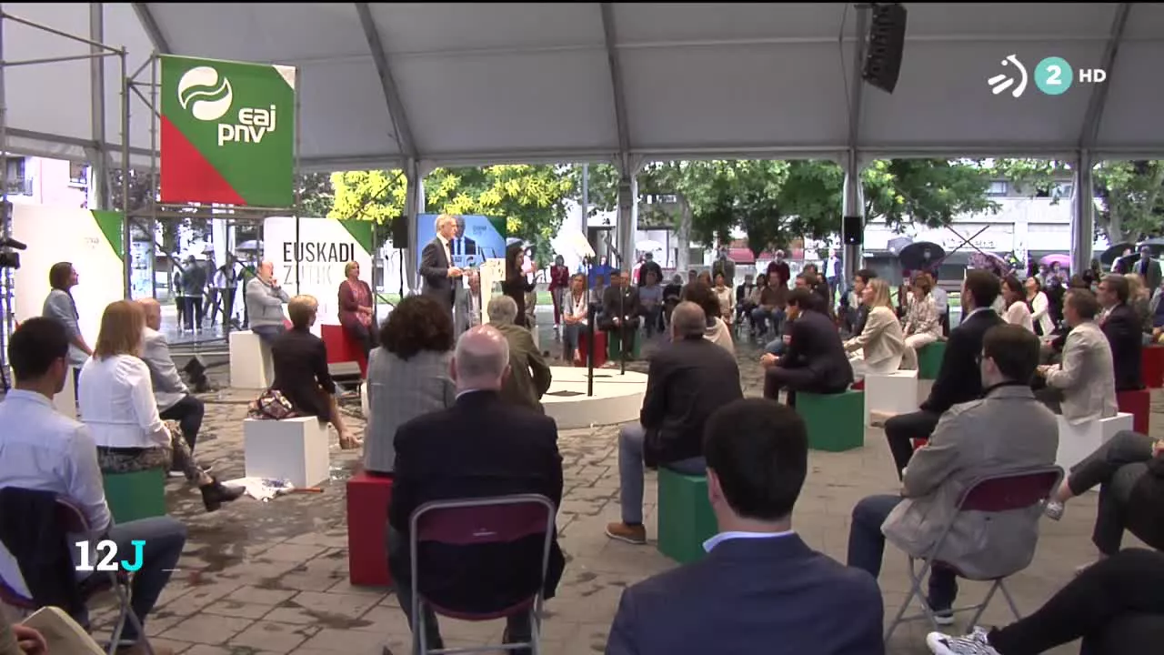 "Andoni Ortuzar, ha pedido en Basauri un resultado ""rotundo"" de su partido para evitar el ""pacto anti PNV"" que propugna Podemos con EH Bildu y el PSE-EE."