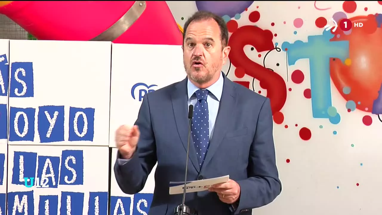 Krisi honen alde gogorra pairatzen ari direnentzat laguntza plan integrala proposatu du Carlos Iturgaizek.