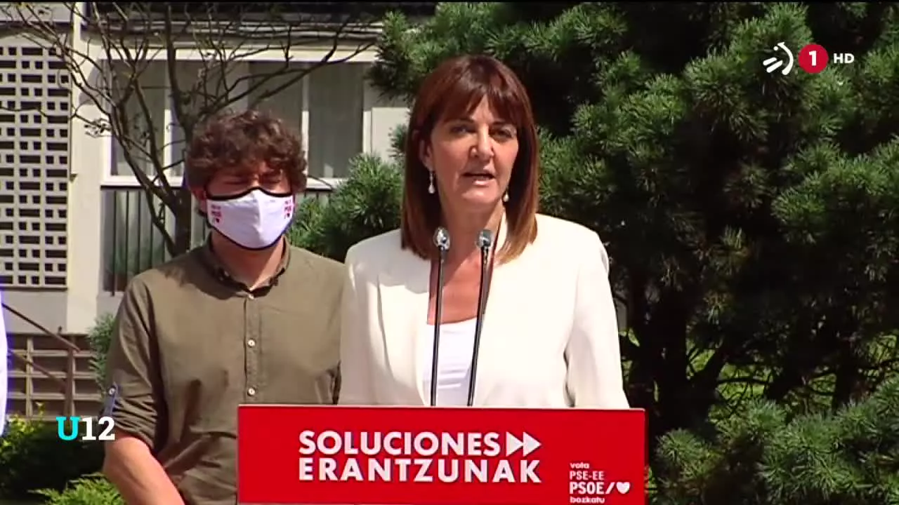 Hauteskundeetarako 4 egun besterik falta ez denean Lasarten izan da gaur goizean Idoia Mendia lehendakarigai sozialista.
