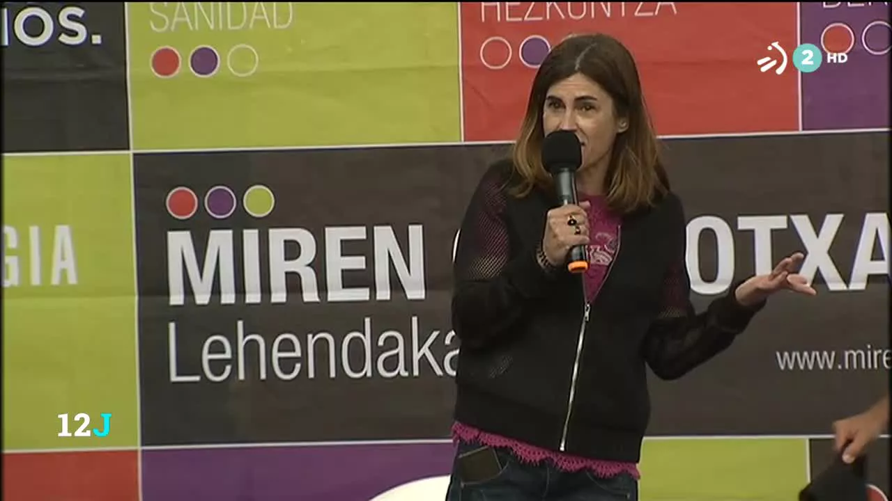 Acto de fin de campaña de Elkarrekin Podemos-IU. Miren Gorrotxategi pide el máximo apoyo para sacar de la «zona de confort» a EH Bildu y al PSE-EE.