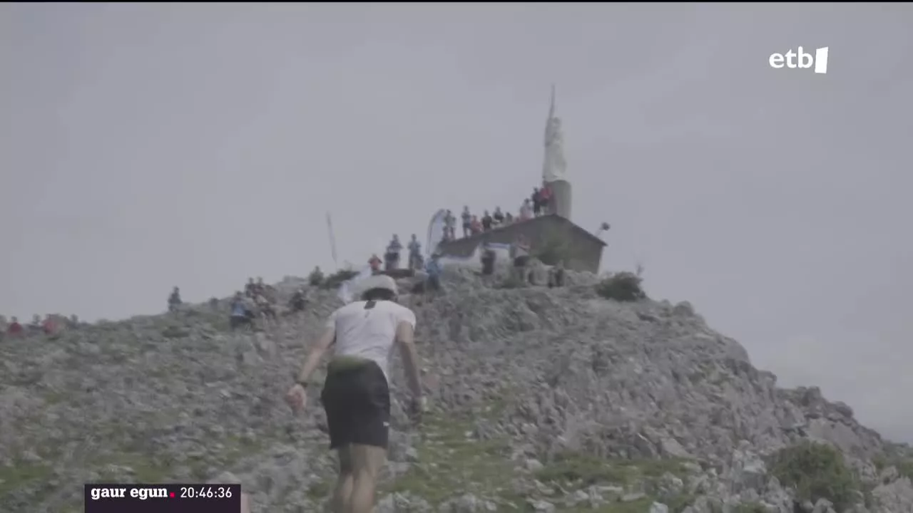 65 kilometro eta 3.700 metroko desnibel positiboko ibilbidea prestatu dute Azpeitiko Laun Onak elkartekoek. Egea erraz nagusitu da, sei orduko denborarekin; Azkorbebeitia 7:17ko denborarekin iritsi da helmugara.