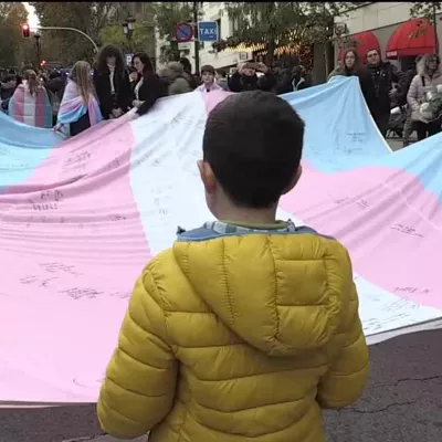 Es una ley, tras una larga negociación, ha provocado importantes choques entre PSOE y Unidas Podemos, los dos partidos que forman el Gobierno de España.