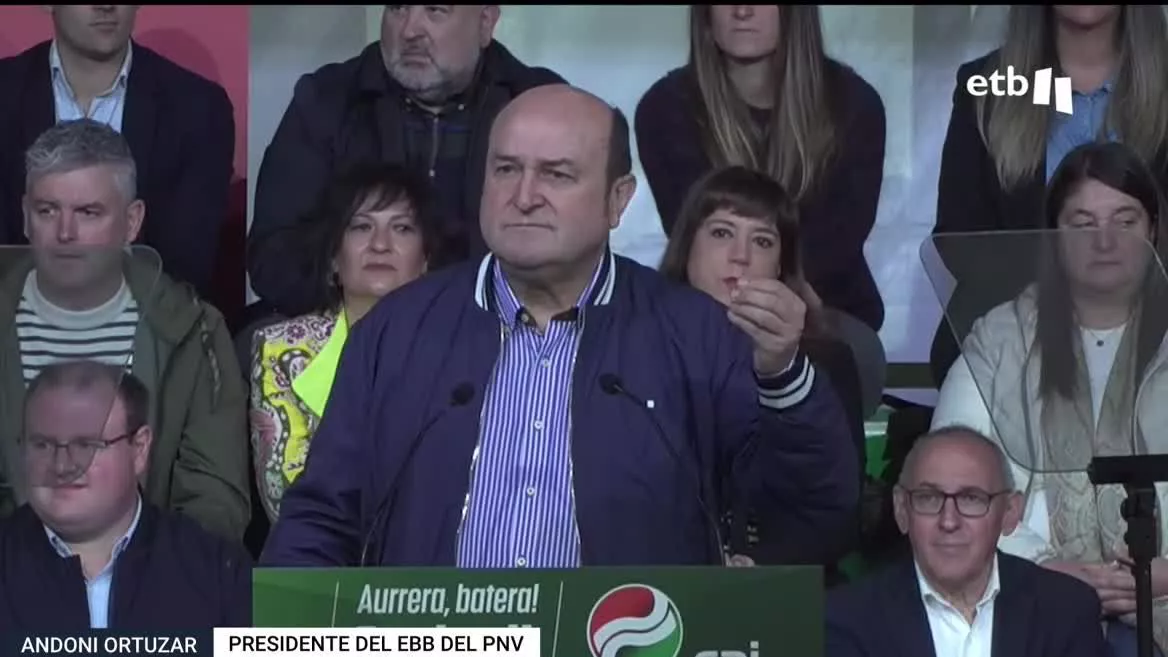 Por su parte, el alcalde y candidato a la reeleción Ander Añibarro ha asegurado que, en estos cuatro años, han cumplido el 90 % del programa.