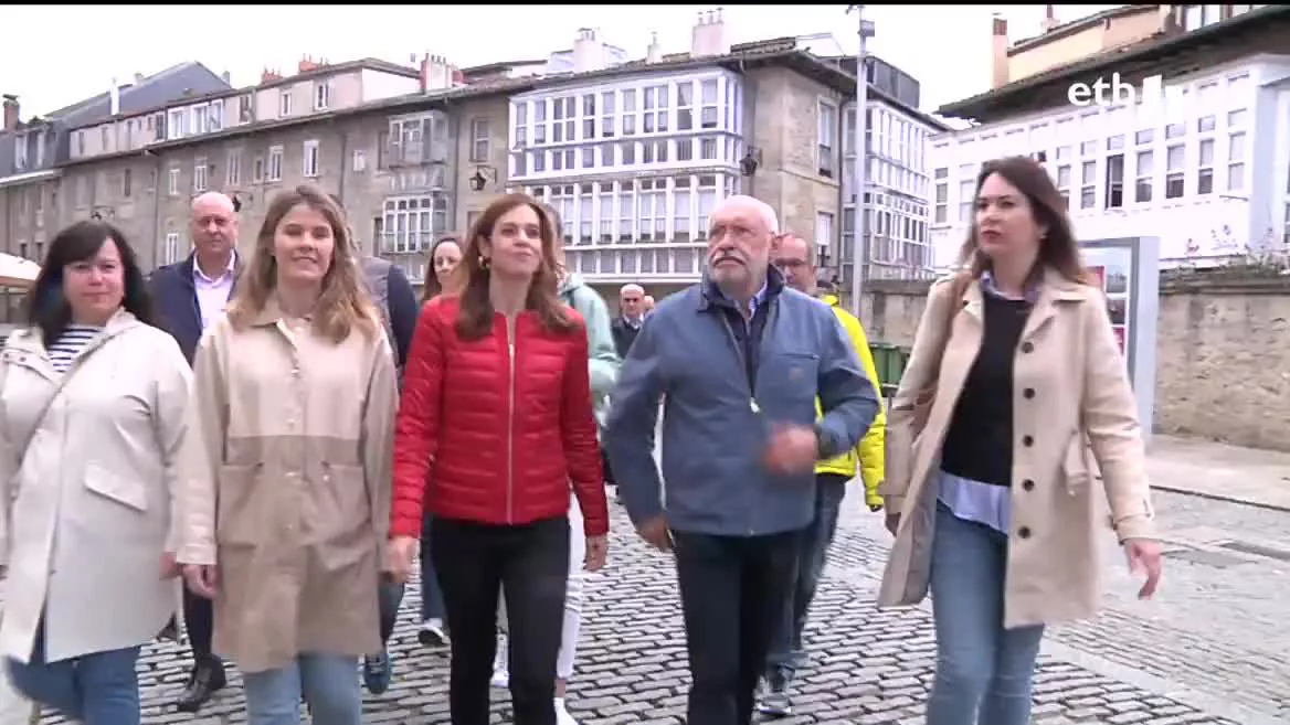 Maider Etxebarria ha propuesto también ofrecer a los turistas descuentos y ventajas en alojamientos y restauración.