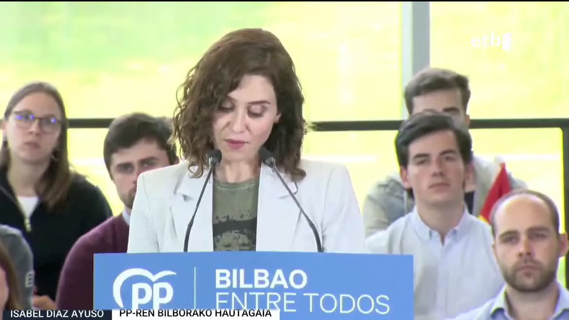 EH Bilduren zerrenden harira, Ayusok adierazi du Parlamentuak eta epaileek alderdi horren ilegalizazioaz erabaki beharko luketela.