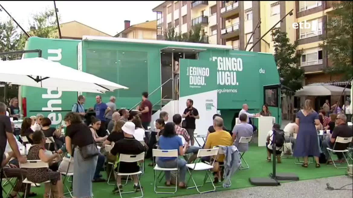 Euskal Herria Bilduk Laudion orain arte Madrileko Kongresuan eta Senatuan lortutakoen errepasoa egin du. Funts putreei galga jartzen dien eta alokairuen prezioa mugatzen duen etxebizitza legea eta zaurgarrienen pentsioen igoera nabarmena.