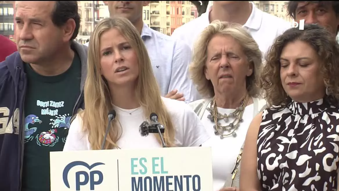 Euskadin, industria geldotzen ari dela deitoratu du Bea Fanjul Kongresurako PPren Bizkaiko hautagaiak. 1986an, BPGari % 46ko ekarpena egiten zion, eta 2020an, aldiz, % 22 izatera jaitsi dela kritikatu du.