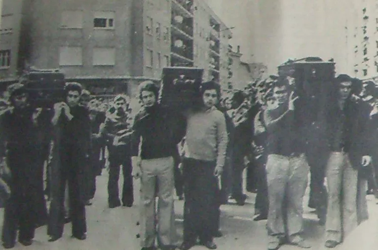 1976ko martxoaren 3an hildako langileen hileta.