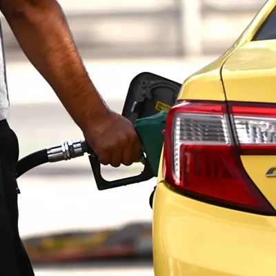 Gasolinera-gasolindegia-erregaia-combustible-petroleo