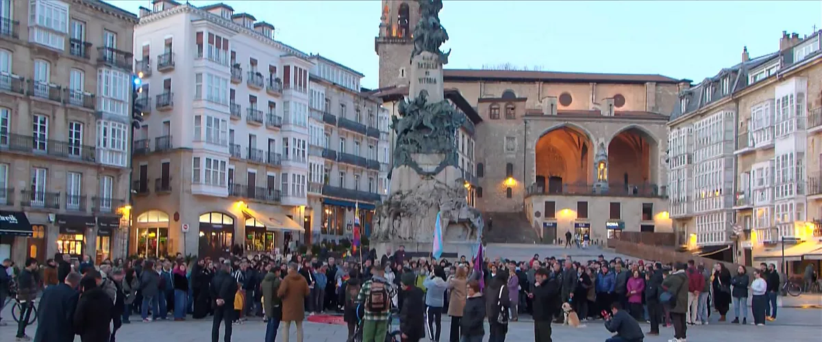 Gasteiz homofobiaren aurkako elkarretaratzea