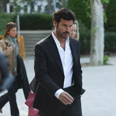 MADRID, 27/04/2026.- Guillermo Bárcenas, hijo del extesorero del PP Luis Bárcenas, a su llegada este lunes a la Audiencia Nacional para testificar en el juicio del caso Kitchen, en el que Bárcenas fue víctima de una presunta operación parapolicial orquestada desde el Ministerio del Interior para sustraerle información. EFE/ Kiko Huesca
