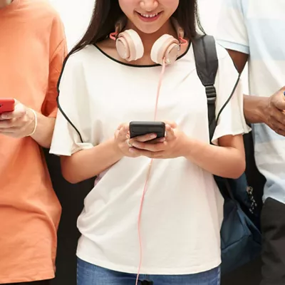 haurrak sare sozialak 