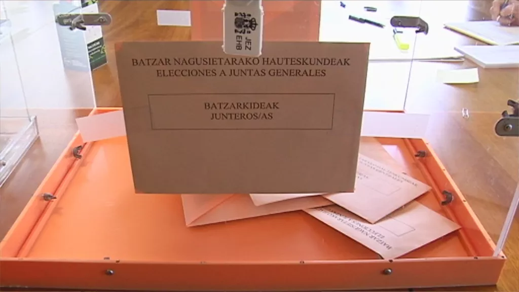 MAM-eko argazkia: herri-txikiak-hauteskunde_