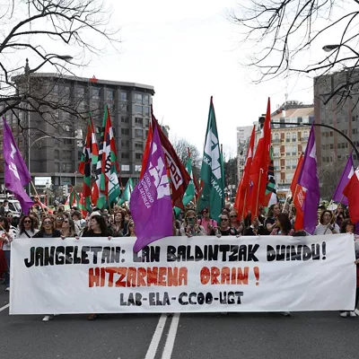 Huelga de comedores escolares públicos manifestación bilbao
