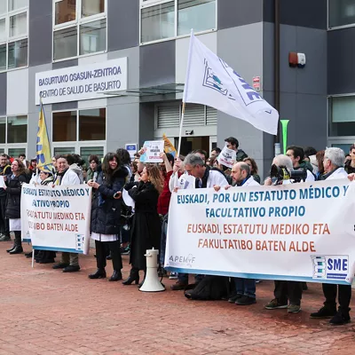 huelga médicos movilización basurto