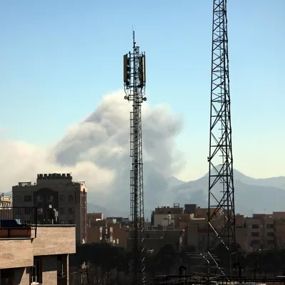 humo ataque teherán irán EFE