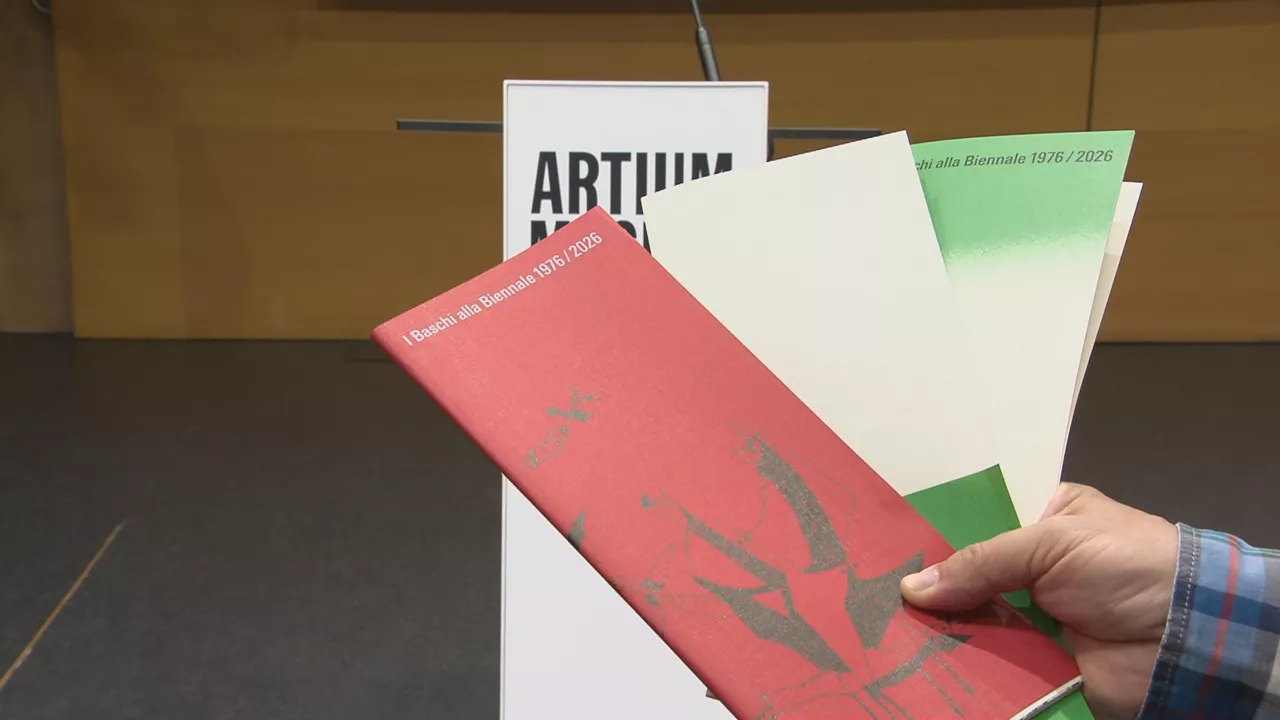 Veneziako Bienalera joango den euskal ordezakaritzaren esku orria