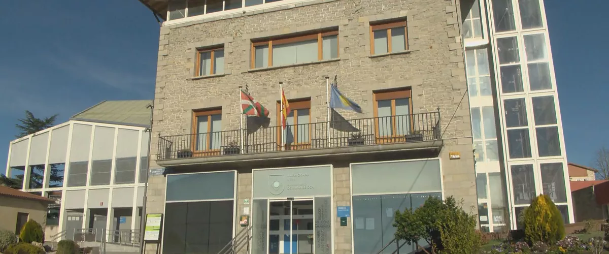 Iruña Okako udaletxea (Araba).