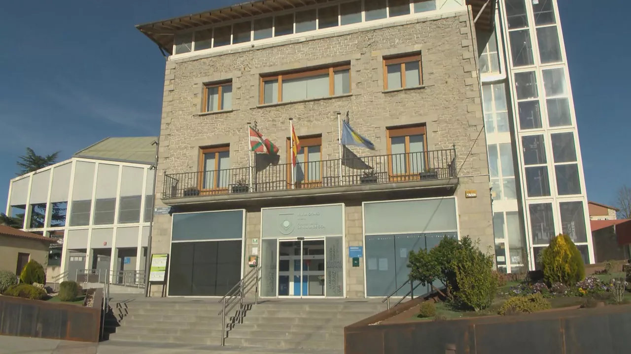 Iruña Okako udaletxea (Araba).