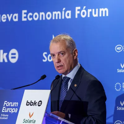 GRAFCAV7688. BILBAO, 15/12/2022.- El exlehendakari y presidente de la Fundación eAtlantic, Iñigo Urkullu, durante su intervención este lunes en el desayuno informativo de la tribuna Fórum Europa que se celebra en Bilbao. EFE/Javier Zorrilla
