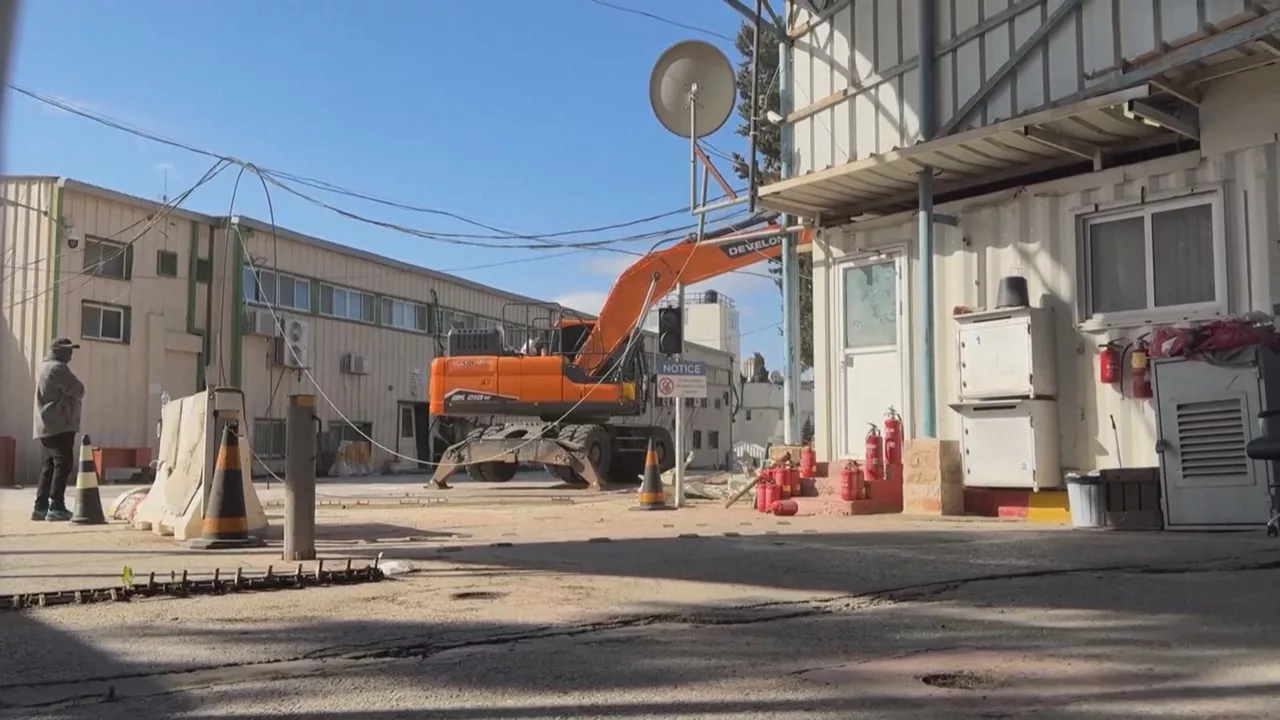 maquinas UNRWA  jerusalem