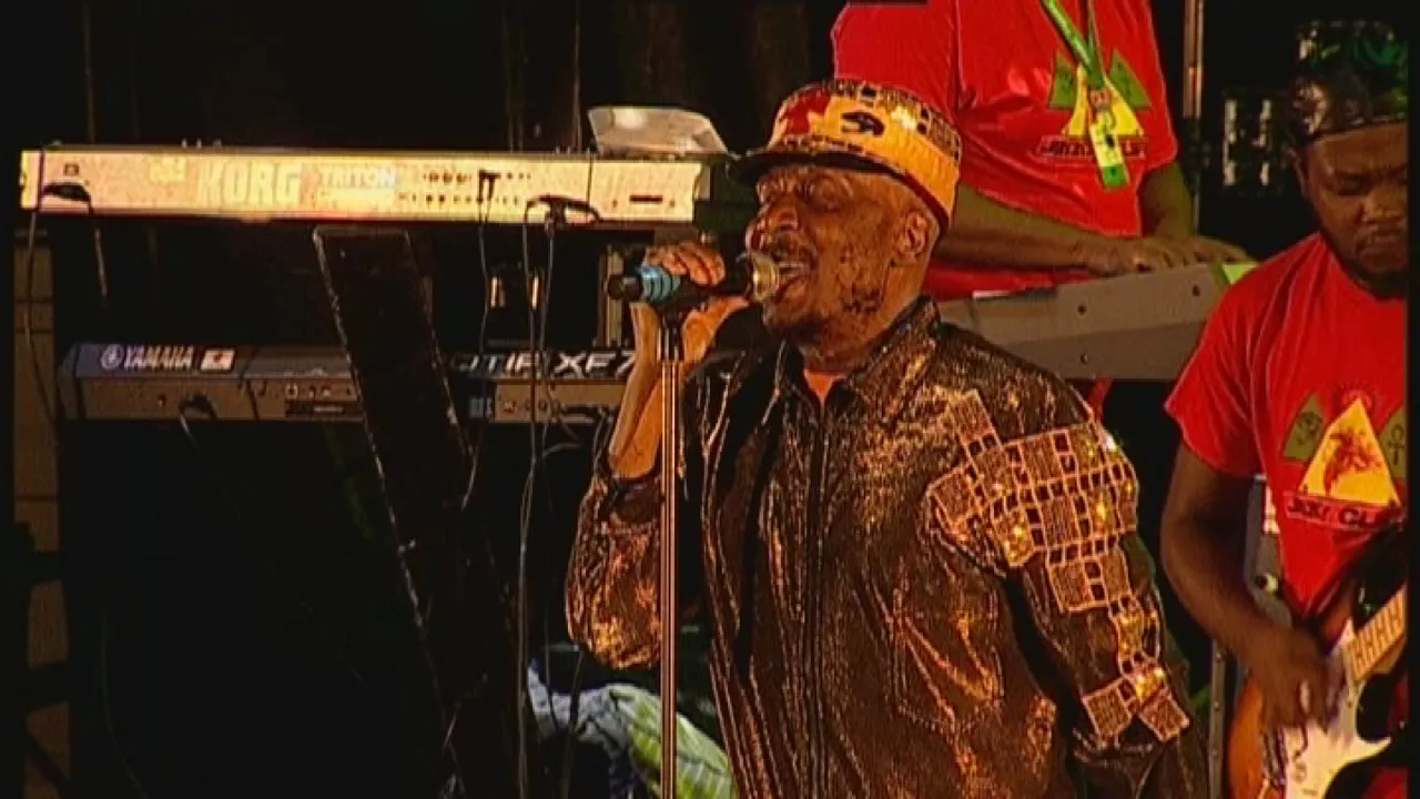 Jimmy Cliff reggaearen mitoa zendu da