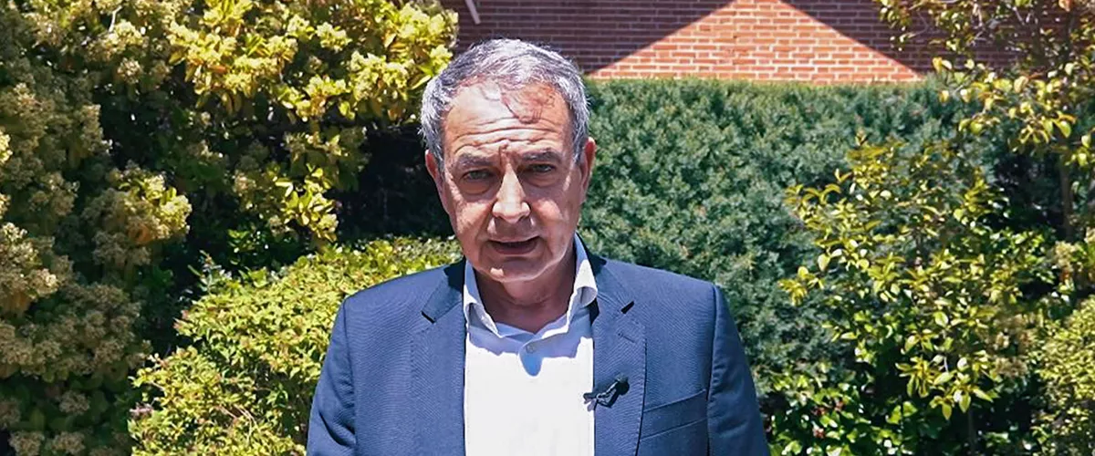MADRID, 19/05/2026.- Captura del video enviado por el expresidente del Gobierno José Luis Rodríguez Zapatero, en el que ha asegurado este martes tras su imputación en la causa de Plus Ultra que "jamás" ha hecho gestiones ante ninguna "administración pública ni sector público en relación con el rescate" de la aerolínea. "Toda mi actividad pública y privada se ha desarrollado siempre con absoluto respeto a la legalidad", ha garantizado en un vídeo remitido a los medios después de recibir esta mañana una notificación de la Audiencia Nacional citándolo como investigado para el próximo 2 de junio. Zapatero asegura en ese mensaje que "jamás" ha tenido ninguna sociedad mercantil, "ni en España ni fuera de España", ni directamente ni a través de terceros. EFE/José Luis Rodríguez Zapatero -SÓLO USO EDITORIAL/SOLO USO PERMITIDO PARA ILUSTRAR LA NOTICIA QUE APARECE EN EL PIE DE FOTO (CRÉDITO OBLIGATORIO)-
