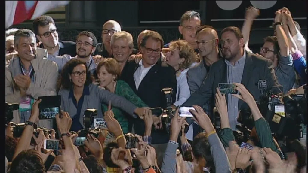 MAM-eko argazkia: junts-pel-si_