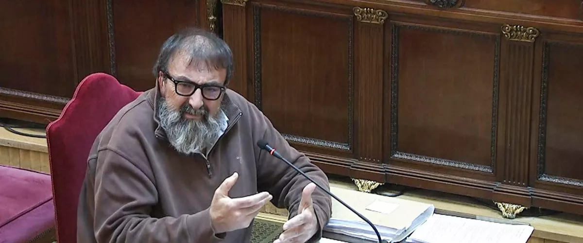 Captura de video de la señal del Tribunal Supremo, de un momento de la declaración de Koldo García, exasesor del exministro José Luis Ábalos, este jueves en el juicio que se sigue en el Tribunal Supremo contra ambos y contra el empresario Víctor de Aldama tras la extensa declaración de este último que acaparó toda la jornada del miércoles. EFE/Señal Tribunal Supremo
