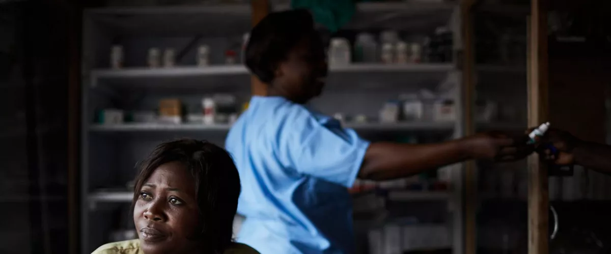 BENI (Congo, the Democratic Republic of the), 12/05/2026.- (FILE) - Nurse Marie Claudine (L) arranges medications for suspected Ebola patients at 
a transit center in Beni, North Kivu province, Democratic Republic of the Congo, 29 August 2019 (reissued 12 May 2026). International Nurses Day (IND) is celebrated annually on 12 May to mark the birth of Florence Nightingale, founder of modern nursing. The day honours the vital contributions nurses make to global healthcare and societies. (Florencia) EFE/EPA/HUGH KINSELLA CUNNINGHAM
