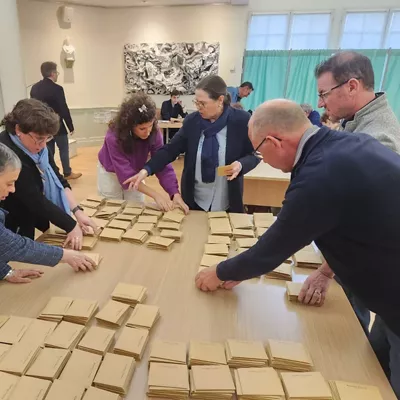 kontaketa ipar euskal herrian