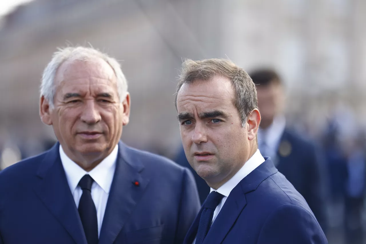 Paris (France), 09/09/2025.- (FILE) - France's Prime Minister Francois Bayrou (L) and France's Minister of Armed Forces Sebastien Lecornu (R) arrive to the annual Bastille Day military parade in Paris, France, 14 July 2025 (reissued on 09 September 2025). The Elysee Palace announced on 09 September that Sebastien Lecornu has been named the country's new Prime Minister. Lecornu succeeds Francois Bayrou who was ousted on 08 September after losing a confidence vote in parliament. (Francia) EFE/EPA/MOHAMMED BADRA
