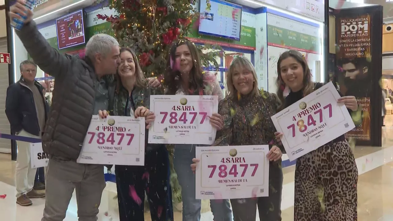 Así han celebrado en Leioa el cuarto premio de la Lotería de Navidad