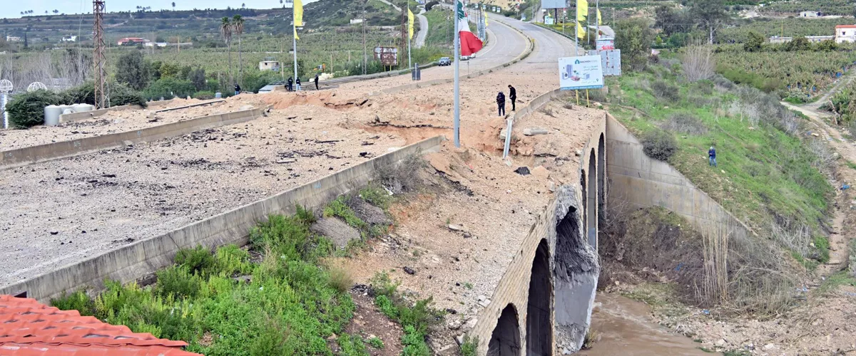 Líbano puente Qasmiya sobre el río Litani