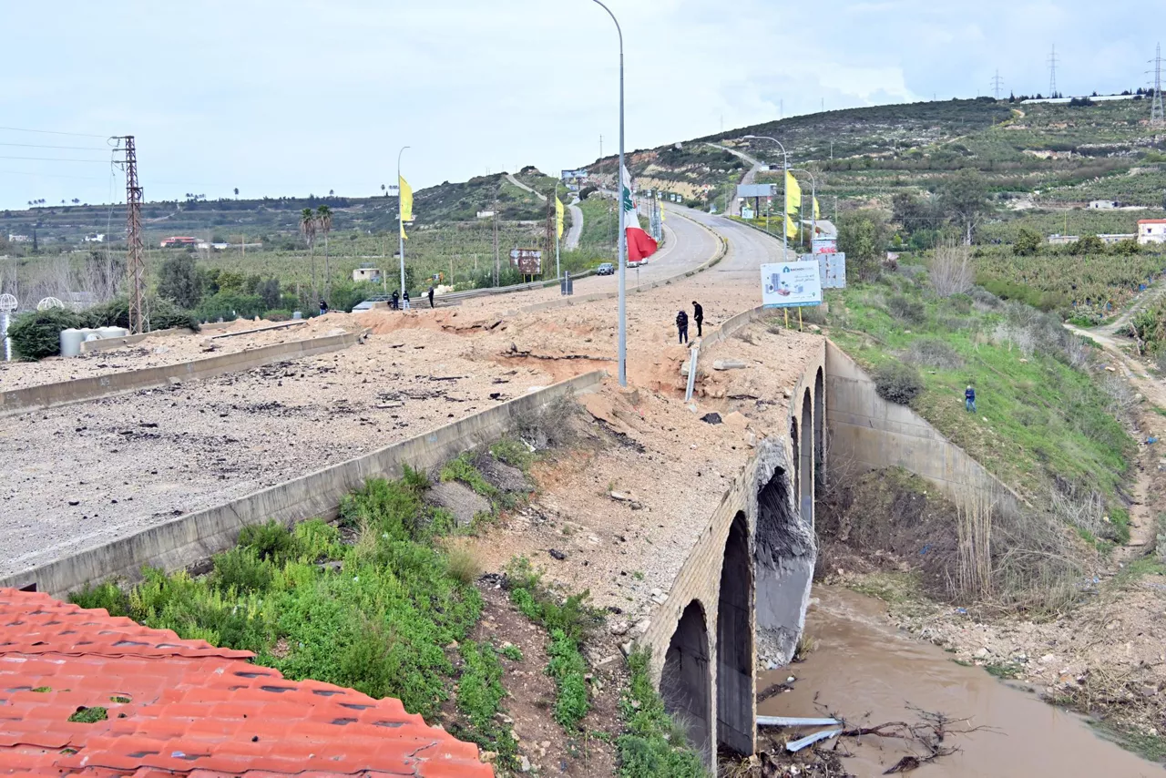 Líbano puente Qasmiya sobre el río Litani