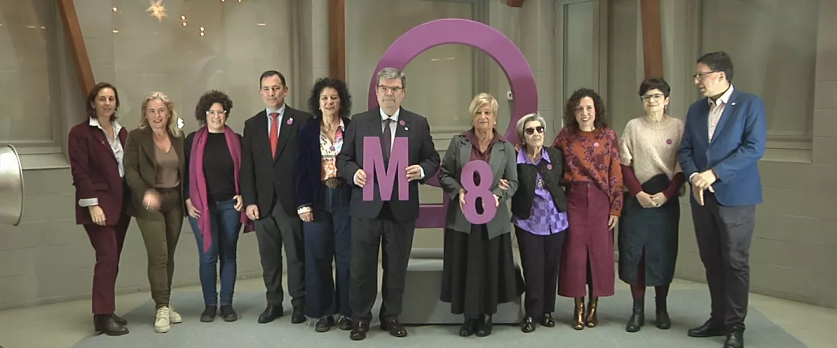 martxoak 8 erakundeak