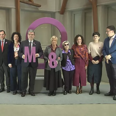 martxoak 8 erakundeak