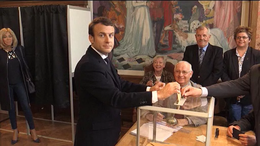 macron-bozketa-maiatzak-7_