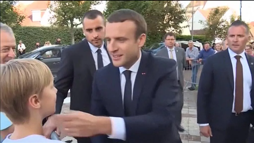 macron_