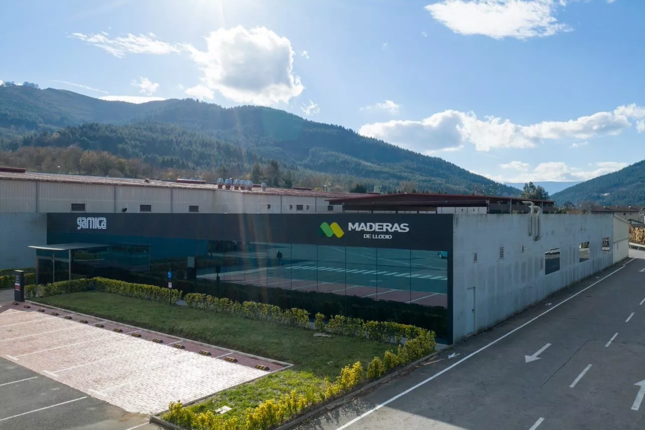 (Foto de ARCHIVO)

Imagen de la planta de Maderas de Llodio, del Grupo Garnica, que ha sufrido un incendio esta madrugada



REMITIDA / HANDOUT por GARNICA

Fotografía remitida a medios de comunicación exclusivamente para ilustrar la noticia a la que hace referencia la imagen, y citando la procedencia de la imagen en la firma

25/4/2022