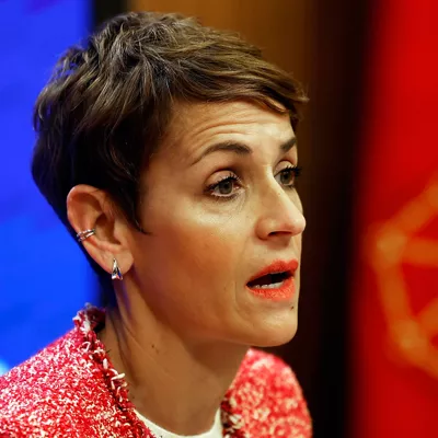 GRAFCAV8365. PAMPLONA, 08/01/2026.- La presidenta de Navarra, María Chivite Navascués, comparece para dar a conocer los últimos cambios en el Gobierno Foral tras la salida dos de las figuras con mayor visibilidad política e institucional: el vicepresidente primero del Gobierno y la portavoz, Felix Taberna y Amparo López. EFE/ Jesús Diges
